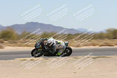 media/Apr-20-2025-CVMA (Sun) [[39090e8767]]/Race 9-Formula LW Twins Shootout/